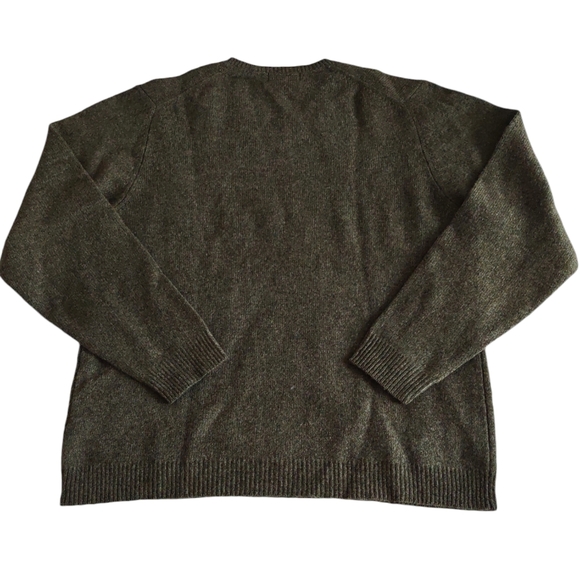Eddie Bauer Large 100% Lambswool Olive Green V-Neck Sweater - Picture 2 of 12
